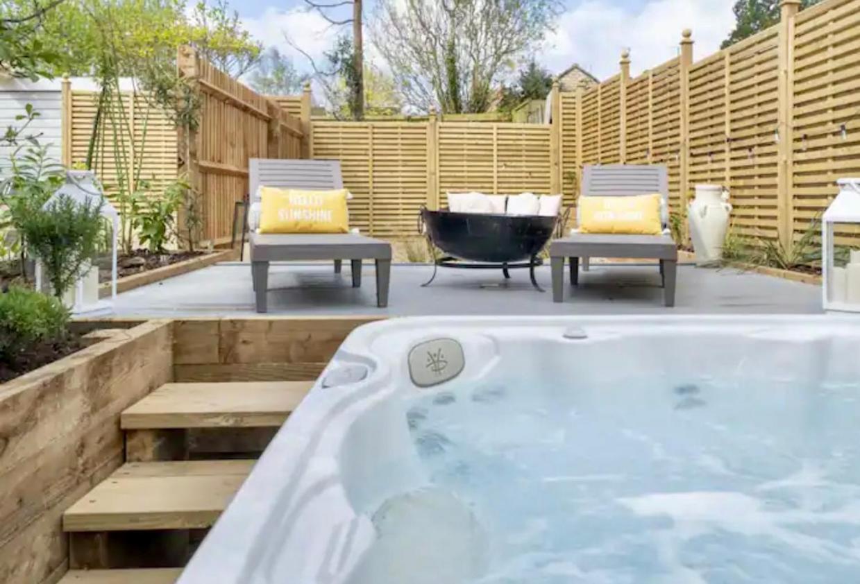 Luxury Cotswolds Cottage With Hot Tub Winchcombe Exterior photo
