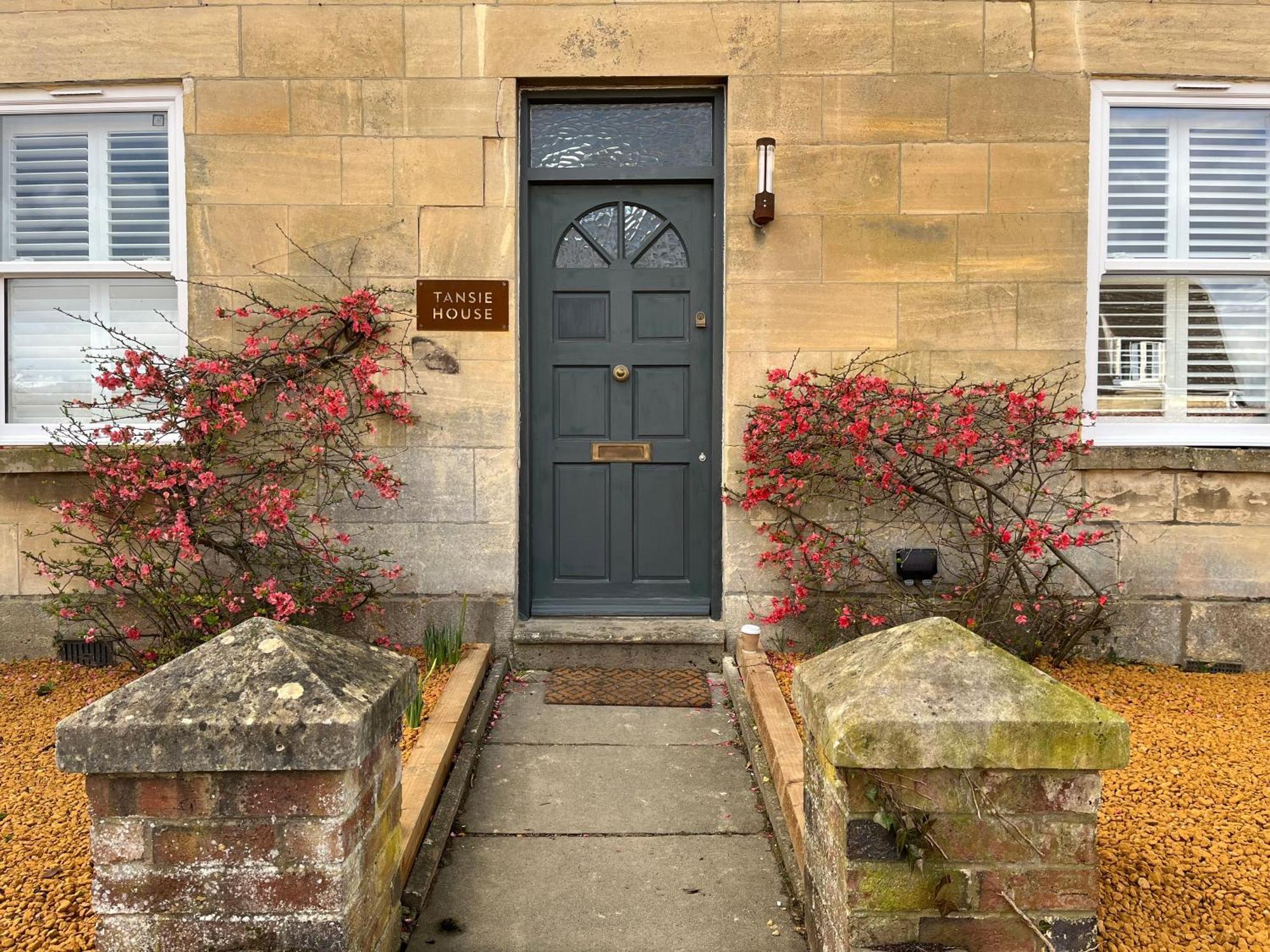 Luxury Cotswolds Cottage With Hot Tub Winchcombe Exterior photo
